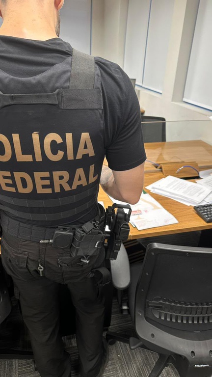 PF faz operação em banco de bispo Edir Macedo e bloqueia de R$ 670 milhões