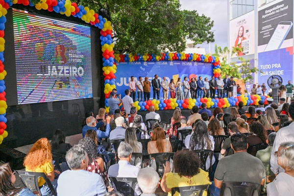 Aniversário de 148 anos de Juazeiro é marcado por anúncio de mais de R$ 24 milhões em 26 investimentos para a educação