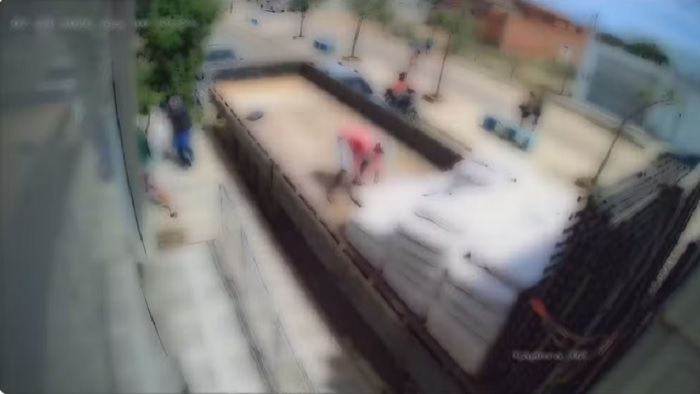 Homem de 31 anos é morto a tiros enquanto descarregava caminhão em Cabrobó