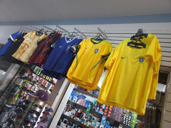 Pequenos negócios de Juazeiro apostam na força da Copa do Mundo para impulsionar vendas