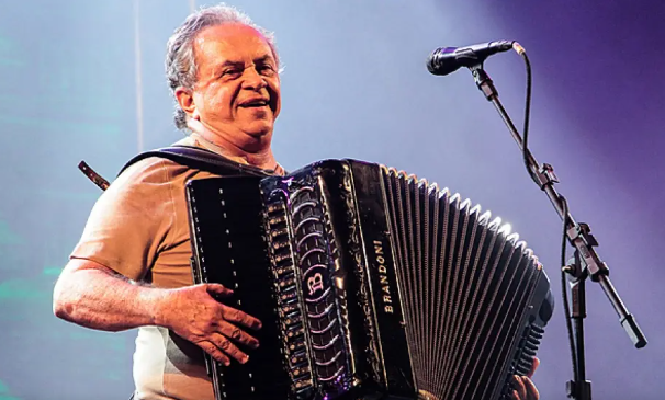 Flávio José não aceita acordos propostos em reunião com o Ministério Público da Bahia.  "Desrespeito sem tamanho", diz cantor