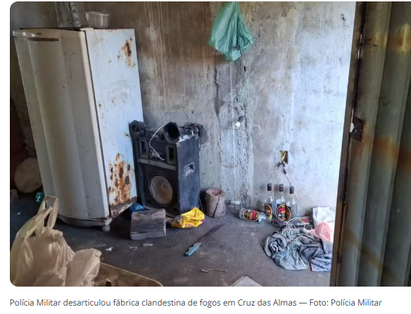 Fábrica clandestina de espadas é desarticulada e 150 kg de pólvora são apreendidos no interior da Bahia