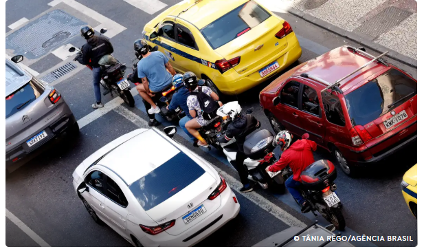 Pernambuco tem 93 mil motos a mais que carros nas ruas. Petrolina tem o segundo maior número de motos