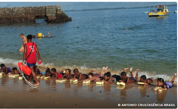 Campanha de alerta: Afogamentos estão entre principais causas de mortes de crianças