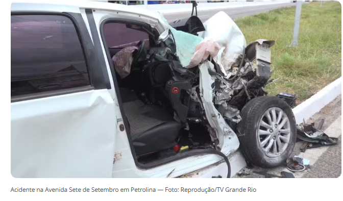 Acidente na Avenida Sete de Setembro em Petrolina deixa três pessoas feridas