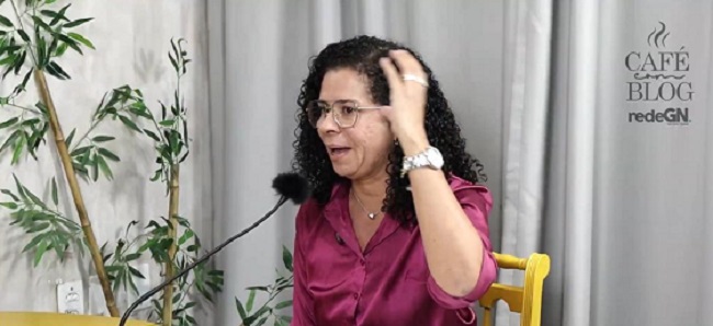  Retirada da estrutura “Juazeiro” na Orla teve repercussão positiva, afirma Maéve Melo