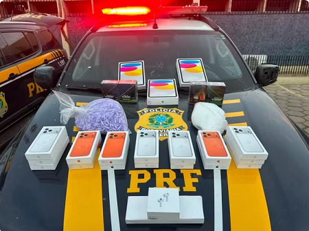 PRF apreende carga ilegal de celulares e cigarros eletrônicos na BR-116 em Salgueiro