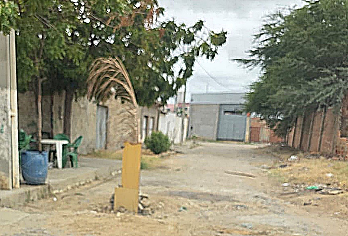 Moradores da rua Imaculada Conceição em Piranga cobram conclusão de serviço pelo SAAE