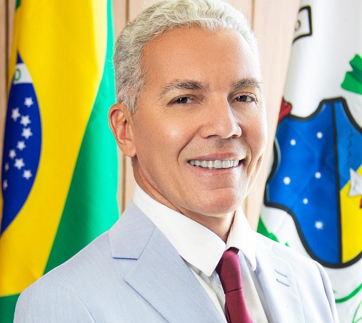 O Café Com Blog desta quarta (10) promete! Tiano Félix, vice-prefeito de Juazeiro, é o convidado! Assista aqui