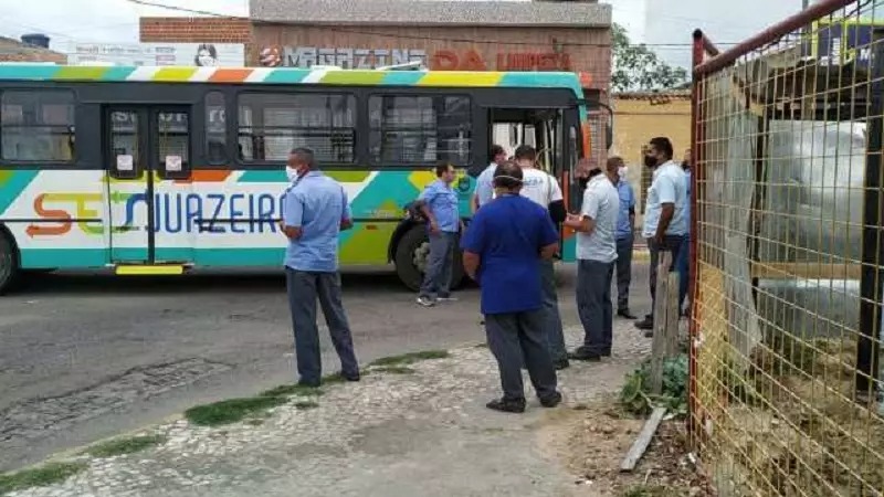 Com negociações travadas, Rodoviários farão nova paralisação nesta quinta-feira (4) em Juazeiro; ônibus não circularão pela manhã