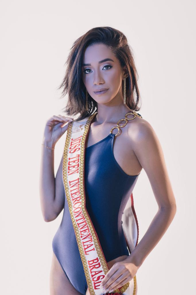 Juazeirense Larissa Milena vai representar o Brasil em competição de Miss Teen no Equador