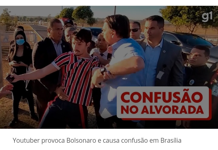 Bolsonaro é provocado durante selfies com apoiadores e se envolve em confusão com youtuber em Brasília
