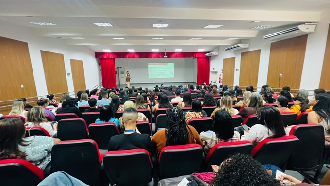 Juazeiro promove encontro integrado entre Atenção Primária e Vigilância em Saúde para fortalecer qualidade dos dados de vacinação