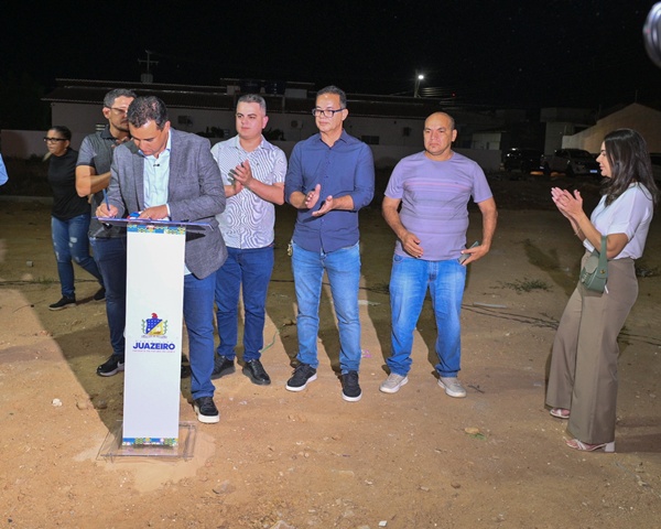 Prefeito Andrei autoriza construção da Praça do Jardim Flórida e garante ações de pavimentação no bairro: "Vamos transformar essa realidade que a comunidade tanto clama