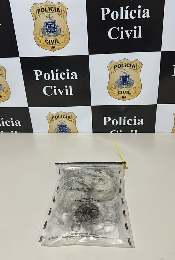 Polícia Civil prende homem em flagrante por tráfico de drogas em Juazeiro