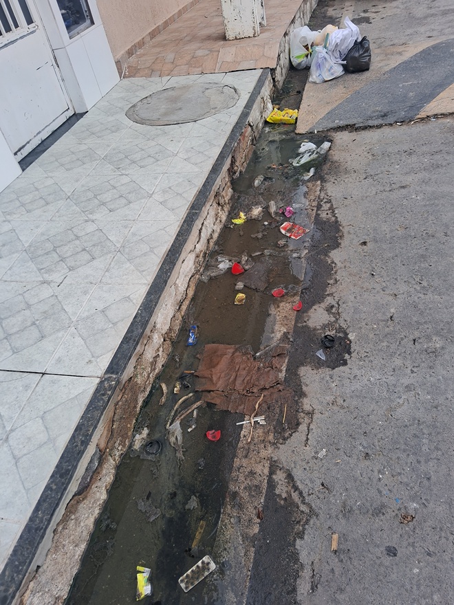 Juazeiro: moradores do bairro Coreia reclamam de "esgoto a céu aberto"