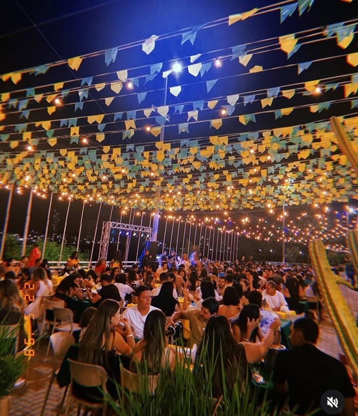 Bares e restaurantes de Juazeiro e Petrolina esperam lotar durante os jogos do Brasil na Copa Brasil 