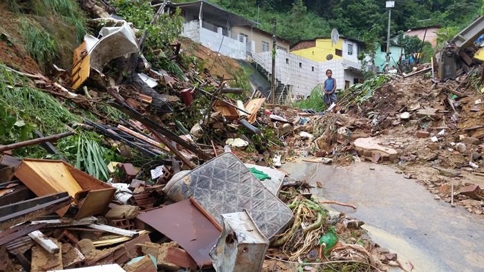 Chuvas: confirmadas mortes de duas crianças e uma mulher no Recife; total de óbitos sobe para 30