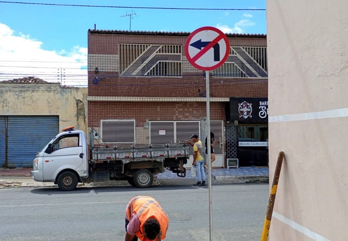 Prefeitura de Juazeiro implanta mão única na Rua Princesa Isabel para melhorar a mobilidade urbana
