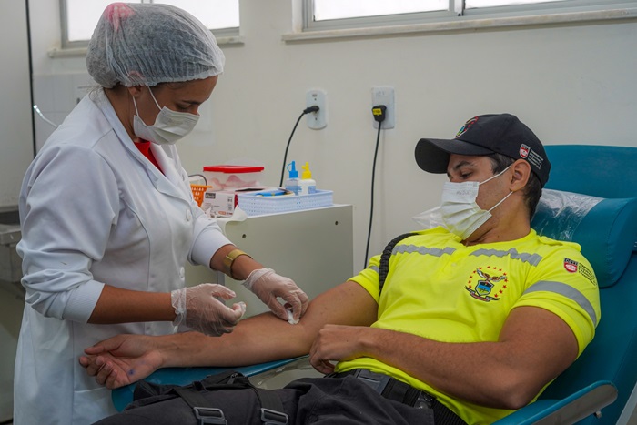 Prefeitura de Juazeiro encerra Maio Amarelo com doação de sangue