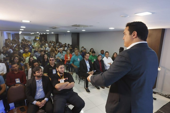 ABS Roadshow chega a Juazeiro para fortalecer o setor de energia solar