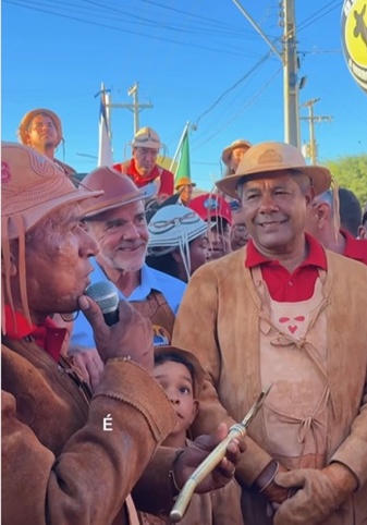 Governador Jerônimo Rodrigues participa da Festa dos Vaqueiros em Curaçá 