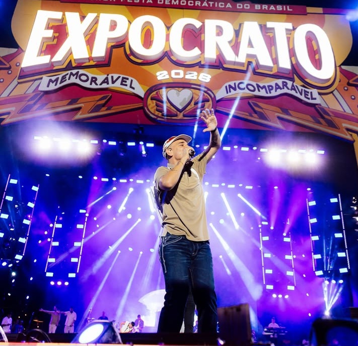 Expocrato 2026: João Gomes, com dois sanfoneiros na banda mostra o valor da cultura gonzagueana . Daniel canta Asa Branca