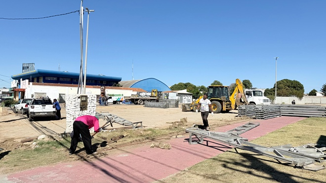 Falta pouco! Juá Literária 2026 inicia montagem da estrutura na Orla de Juazeiro