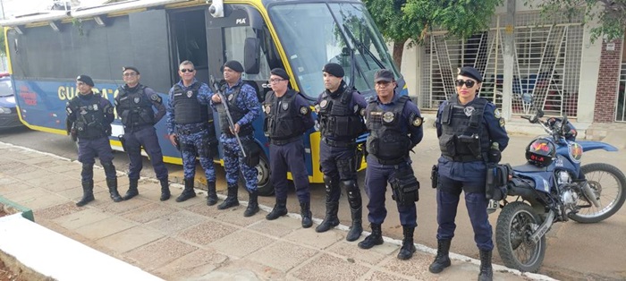 Guarda Civil de Juazeiro prende mulher suspeita de invadir casa e furtar celular no bairro Alagadiço