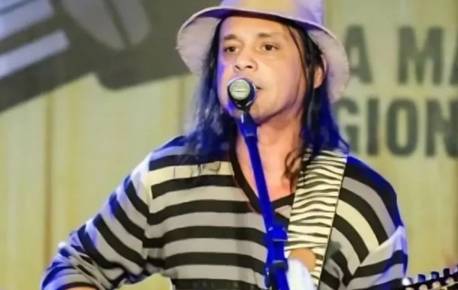 Missinho: Primeio vocalista de Chiclete com Banana, morre em Salvador