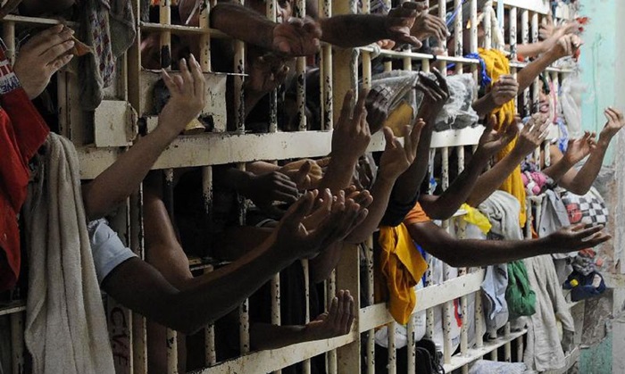 Superlotação: Situação da pandemia nos presídios tem refletido as condições nas prisões brasileiras