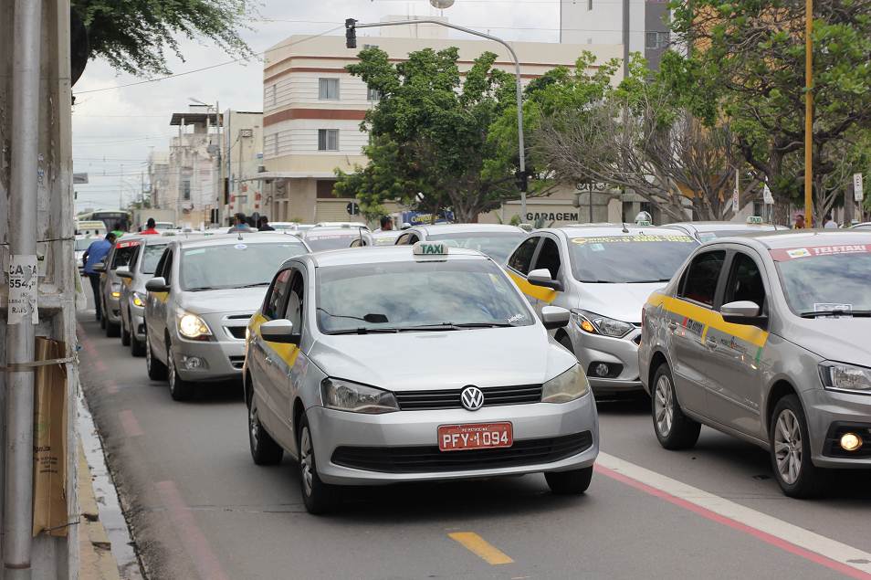 Decreto reajusta tarifas de táxi em Petrolina
