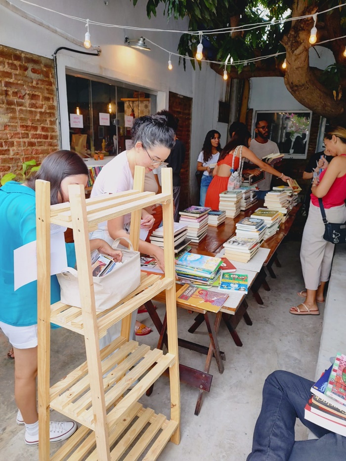 Ação de troca de livros arrecada donativos para vítimas das chuvas do Rio Grande do Sul
