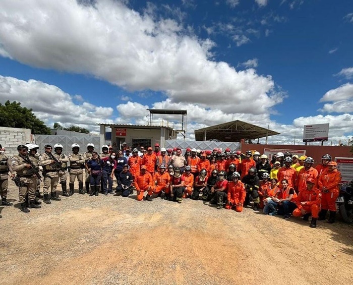 Defesa Civil e guarda-vidas de Juazeiro participam de simulação para evacuação de vítimas