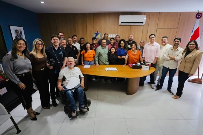 Juazeiro vive um novo tempo e o melhor presente para os seus 148 anos é entregar desenvolvimento para o nosso povo", afirma Andrei Gonçalves*